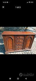 Credenza in legno massello e radica di noce