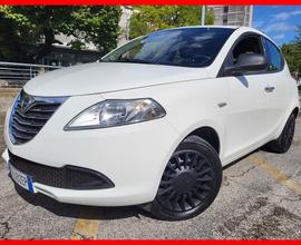 Lancia y 1,2 gpl-5 posti-unica propr-cinta nuova