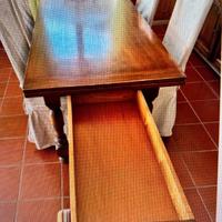 Table salle à manger et crédence