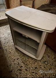 Tavolino per tvb
