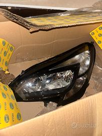 Fanale anteriore opel corsa D 2018