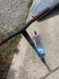 Monopattino  freestyle leggere descrizione