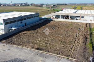 TERRENO A TORRE DE' PICENARDI