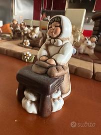 Presepe Thun, fornaia che impasta il pane