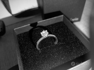 Anello in argento elegante stile solitario 💍