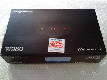 Telefono cellulare smartphone Sony Ericsson W980