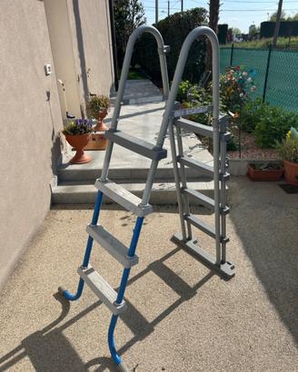 Scaletta bestway 110cm