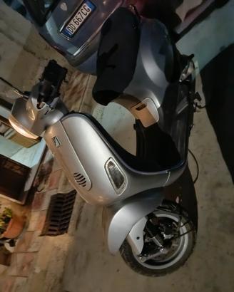 Vespa lx 50