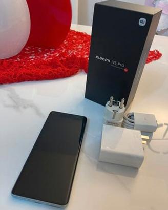 Xiaomi 12S Pro per iPhone 13 Pro o Xiaomi  13