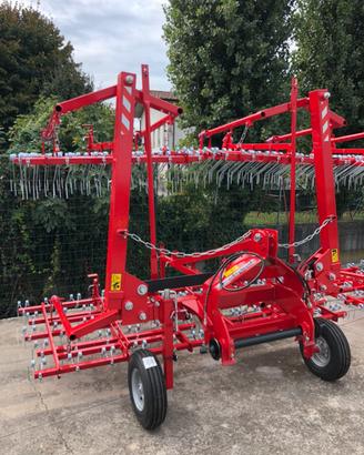 Strigliatore per biologico