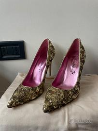 Kristina T, decollete eleganti