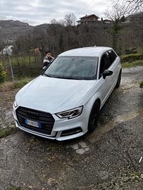 Audi A3 IDENTITY BLACK- 2018