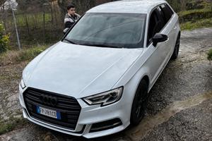 Audi A3 IDENTITY BLACK- 2018