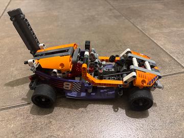 Macchina LEGO originale