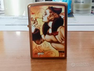 Zippo - WINDY di VARGA  by Mazzi - anno 2011.