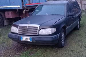 Carro funebre Mercedes