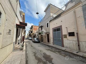 CASA DI CORTE A CERIGNOLA