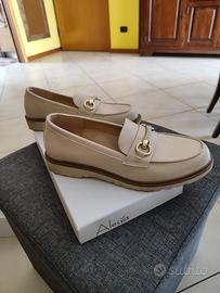 Scarpe mocassino beige donna Alesya