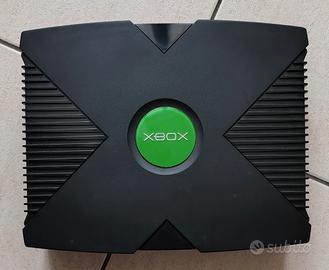 XBOX CLASSIC COMPLETA E CON 3 GIOCHI INCLUSI !!