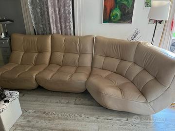 Divano in pelle shilouette chateau d’ax