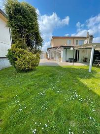 CAMPAGNA LUPIA Appartamento con scoperto