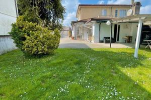 CAMPAGNA LUPIA Appartamento con scoperto