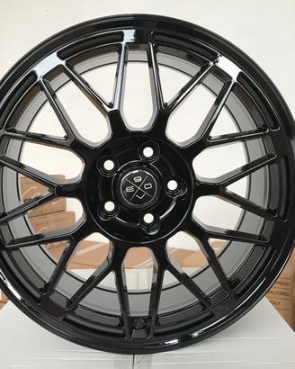 Cerchi in lega Fondmetal 9EVO 8x18 Toyota Yaris