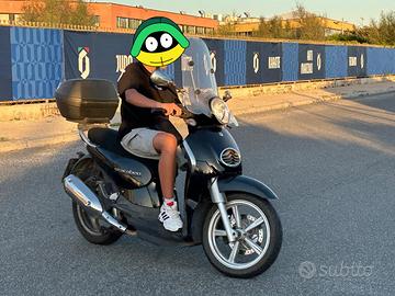 Aprilia Scarabeo 200