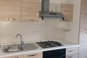 Appartamento su piazza centrale