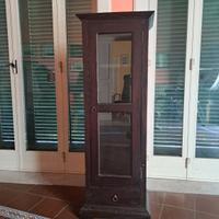 mobile vetrina in legno
