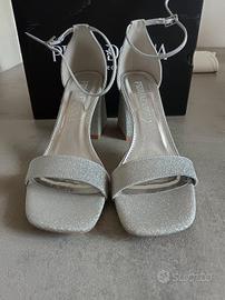  Sandalo donna con tacco