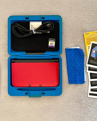 Nintendo 3DS XL Rosso/Nero + Custodia + Accessori