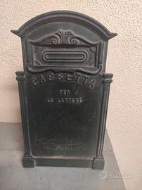 Cassetta delle lettere in ghisa 