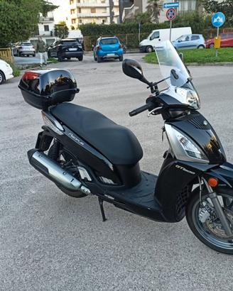 Kymco People GT 300 i ABS