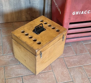 Cassa termica vintage in legno per trasporto botti
