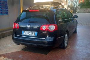 VOLKSWAGEN Passat 6ª serie - 2010