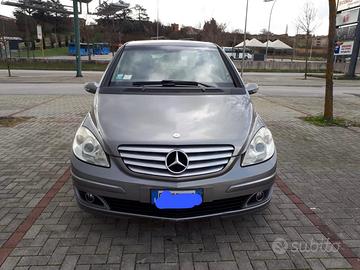 Mercedes classe b 200 ,103kw,140cv,anno 2006.