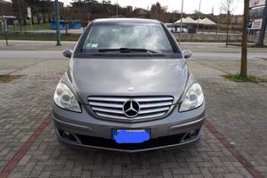 Mercedes classe b 200 ,103kw,140cv,anno 2006.
