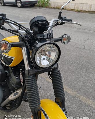 Yamaha 950 SCR