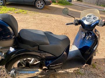 Aprilia Scarabeo 125