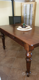 Tavolo per 6 persone restaurato