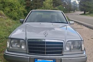Mercedes w 124 e200 16 v
