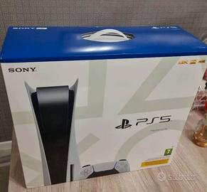 PLAYSTATION 5 VERSIONE DISCO