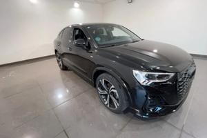 Audi Q3 SPB 35 TDI S tronic Identity Black S-Line