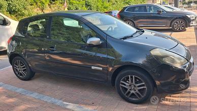 Clio 1.2 -16v - 20th Anniversary