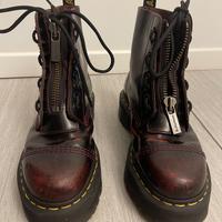Dr. Martens Cherry Red, n. 40, come nuovi