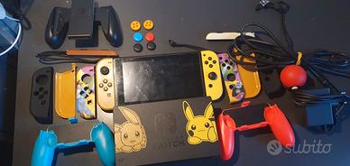 NINTENDO SWITCH PIKACHU EEVEE