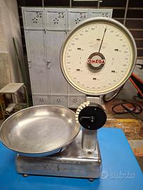 bilancia Omega  vintage 