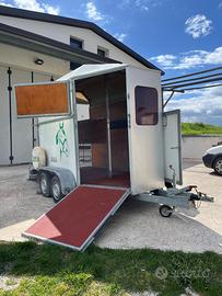 Trailers trasporto cavalli
