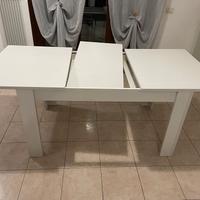 tavolo allungabile più 6 sedie 